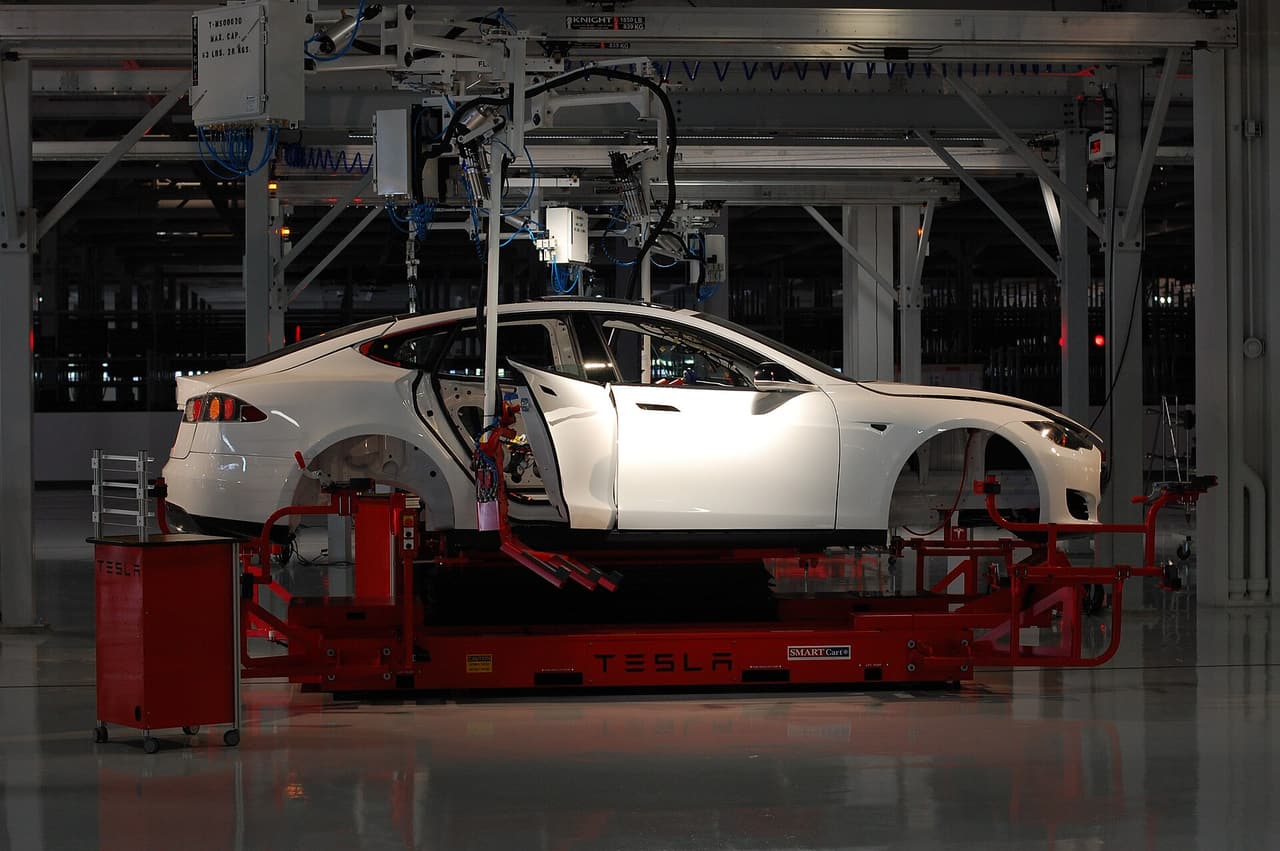 Tesla Model S body on an assembly cart in the Fremont factory